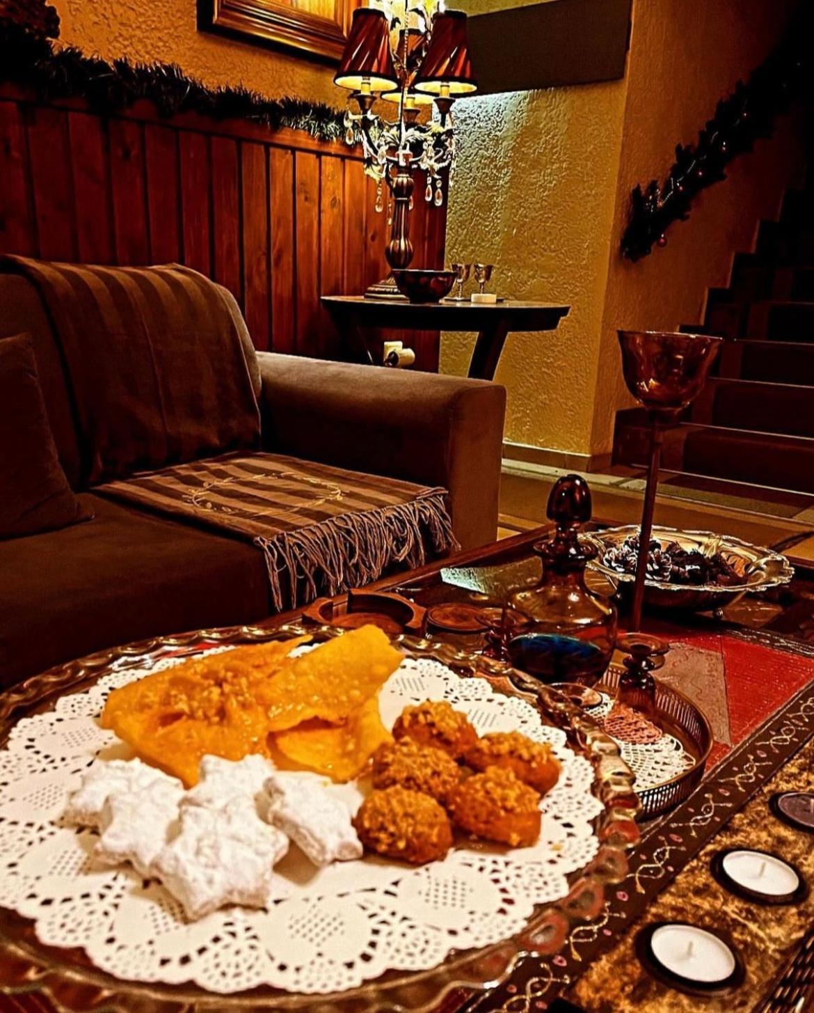 Fanaras Hotel Калаврита Екстер'єр фото