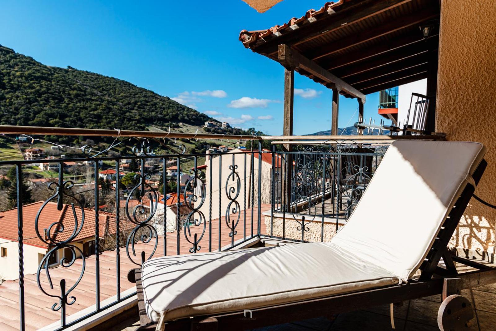 Fanaras Hotel Калаврита Екстер'єр фото
