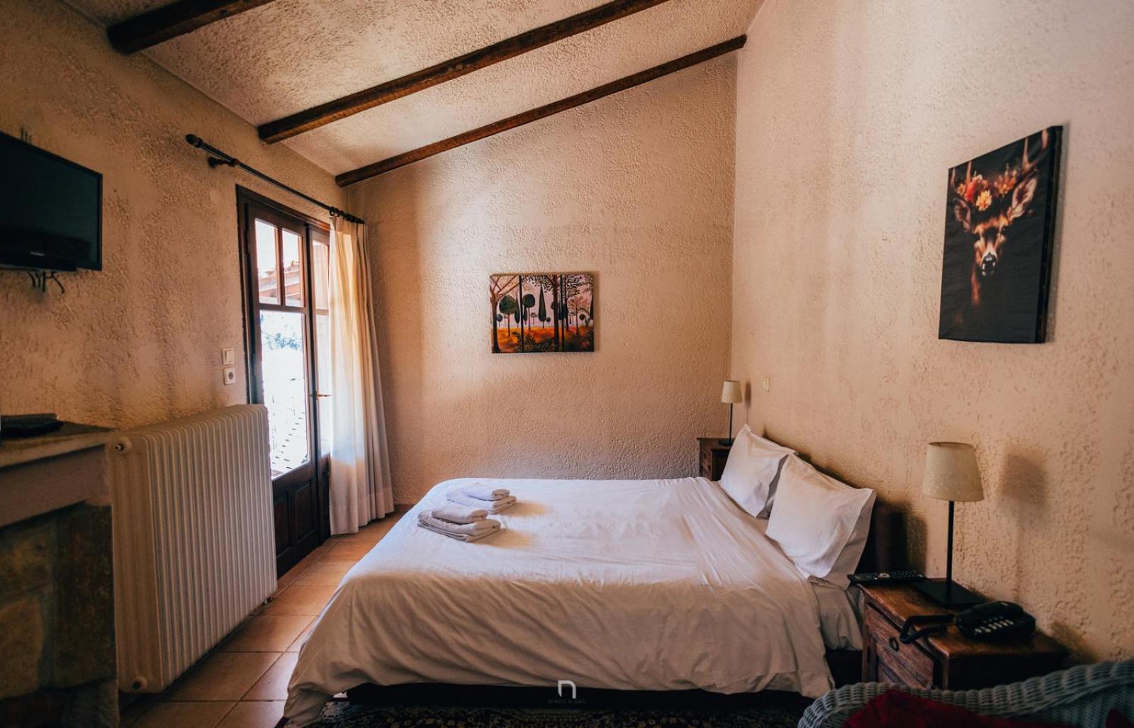 Fanaras Hotel Калаврита Екстер'єр фото