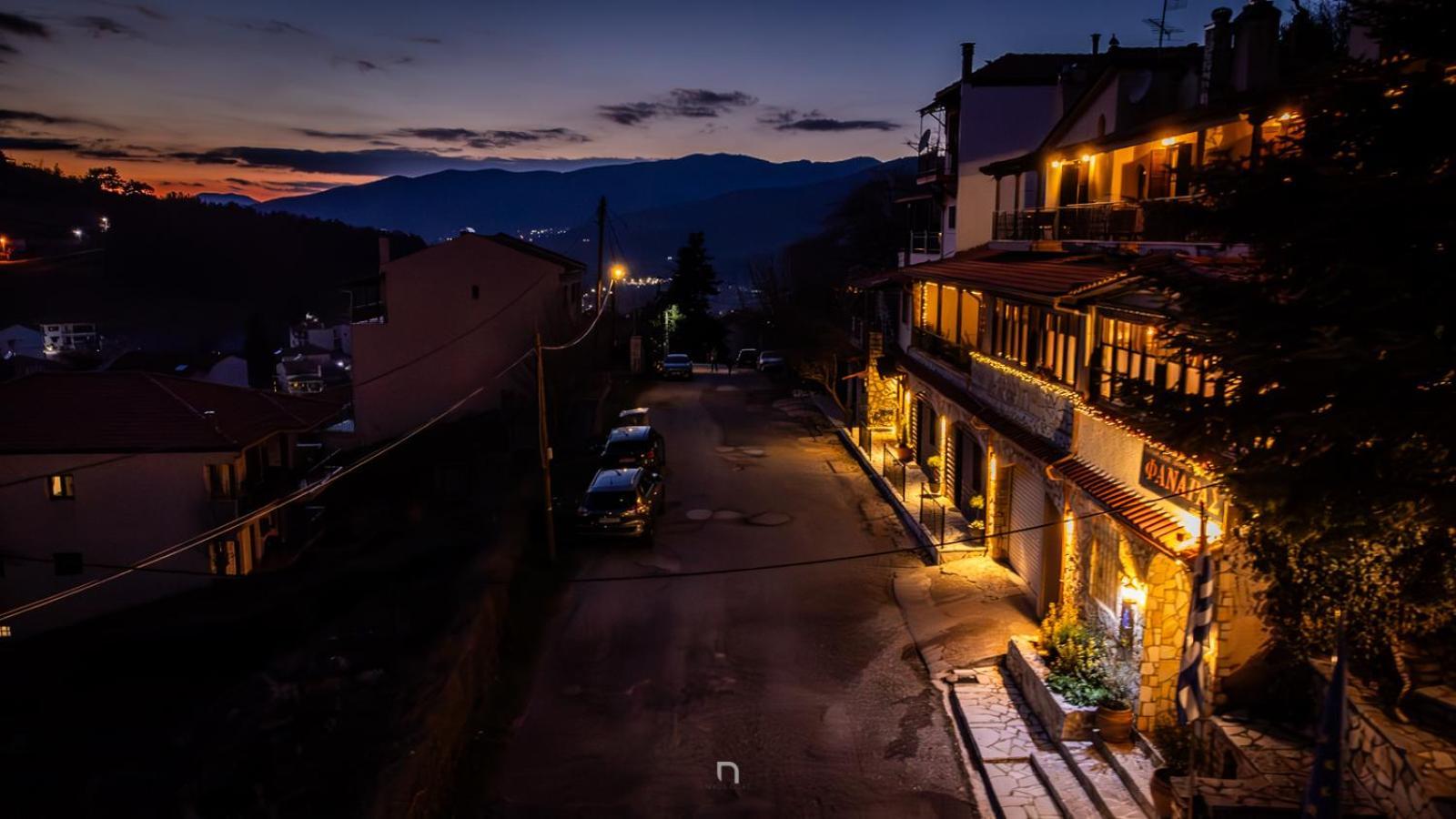Fanaras Hotel Калаврита Екстер'єр фото